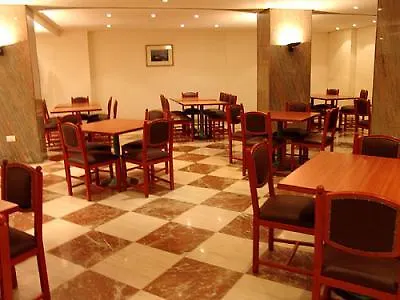 Charles Hotel Beirut 3*,