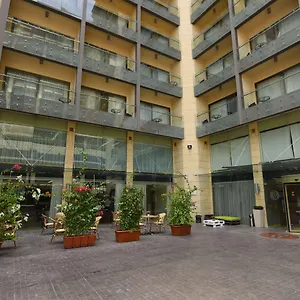 Otel Ramada By Wyndham Downtown